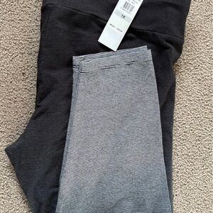 NWT Calvin Klein Performance Capri